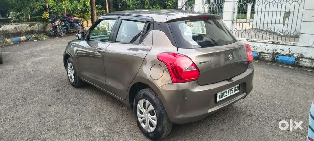 Maruti Suzuki Swift Vxi Optional, 2023, Petrol