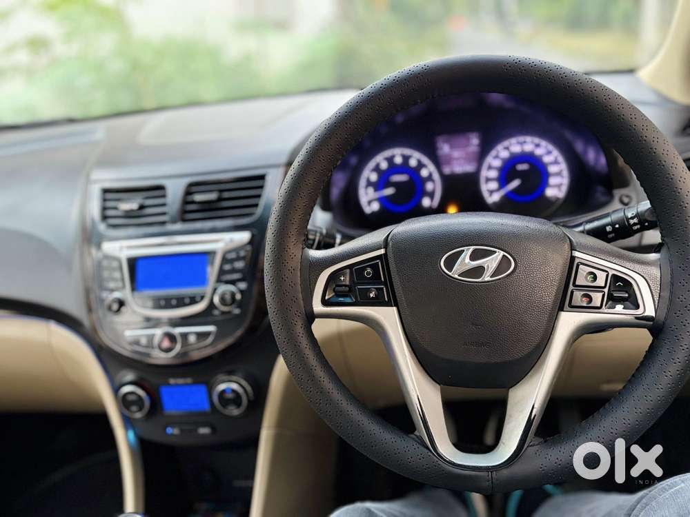 Hyundai Verna Vtvt 1.6 Sx, 2013, Petrol