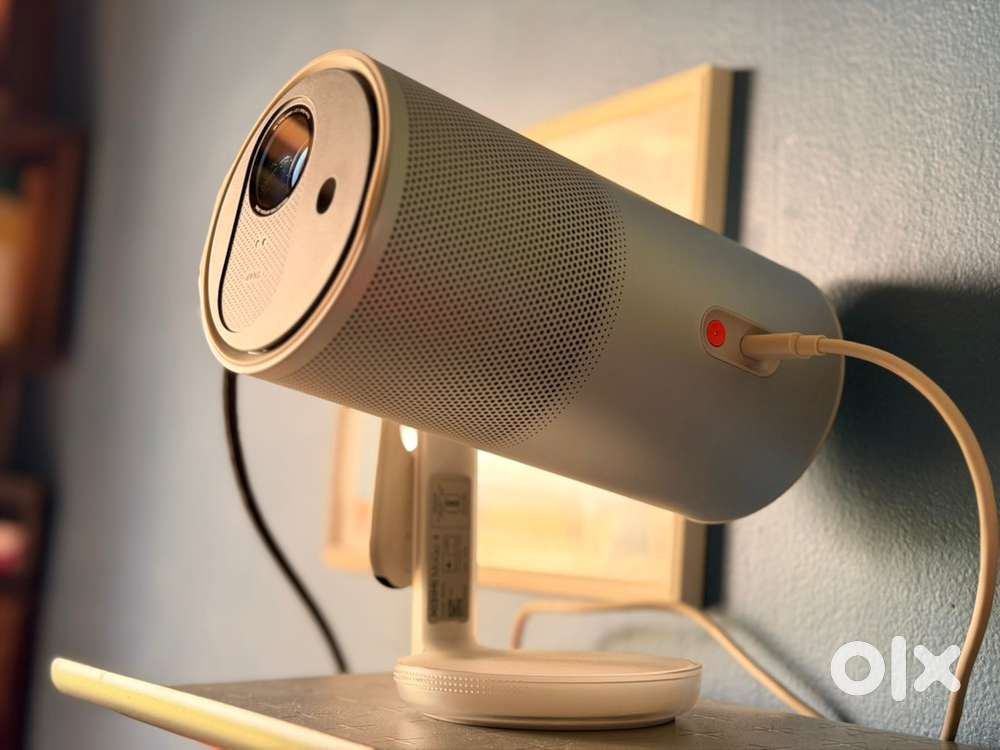 Xgimi mogo 4 projector 1 week old