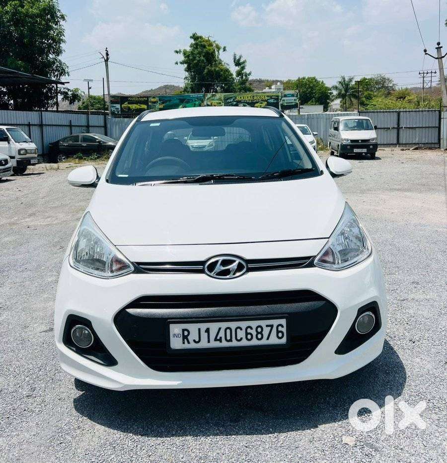 Hyundai Grand I10 2013-2016 Sportz, 2016, Petrol