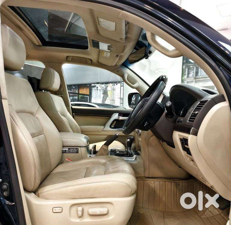 Toyota Land Cruiser [2015-2020] 4.5 Vx Lc 200, 2019, Diesel