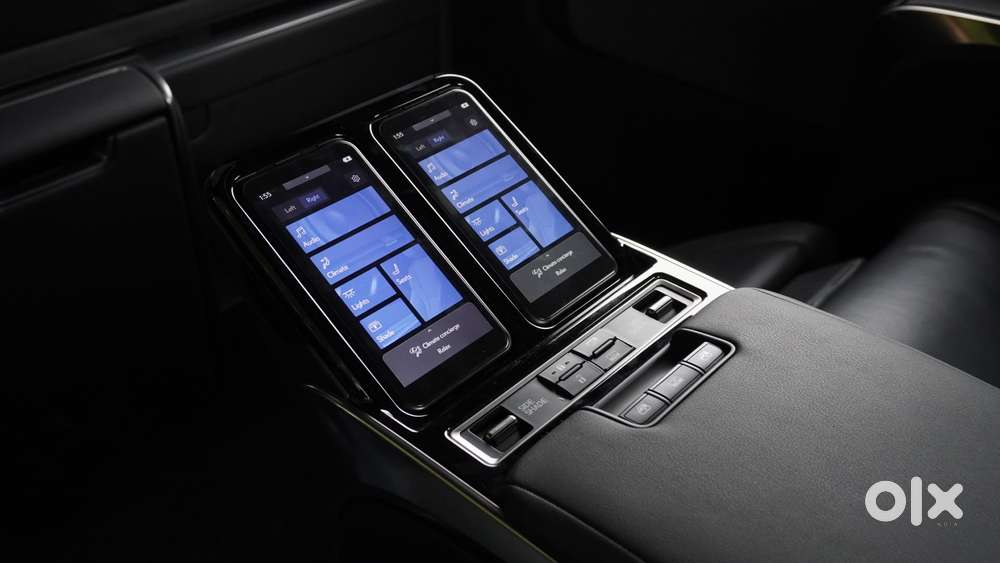 Lexus Lm 350h 4 Str Ultra Luxury, 2024, Petrol