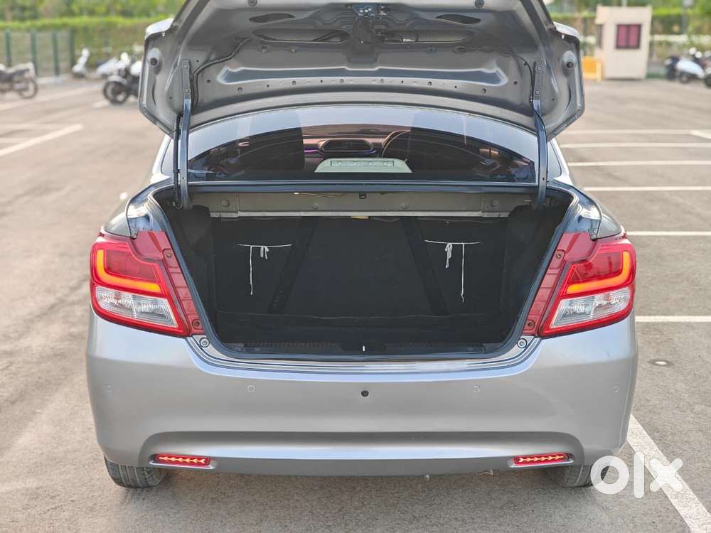 Maruti Suzuki Dzire 1.2 Vxi Amt, 2022, Petrol