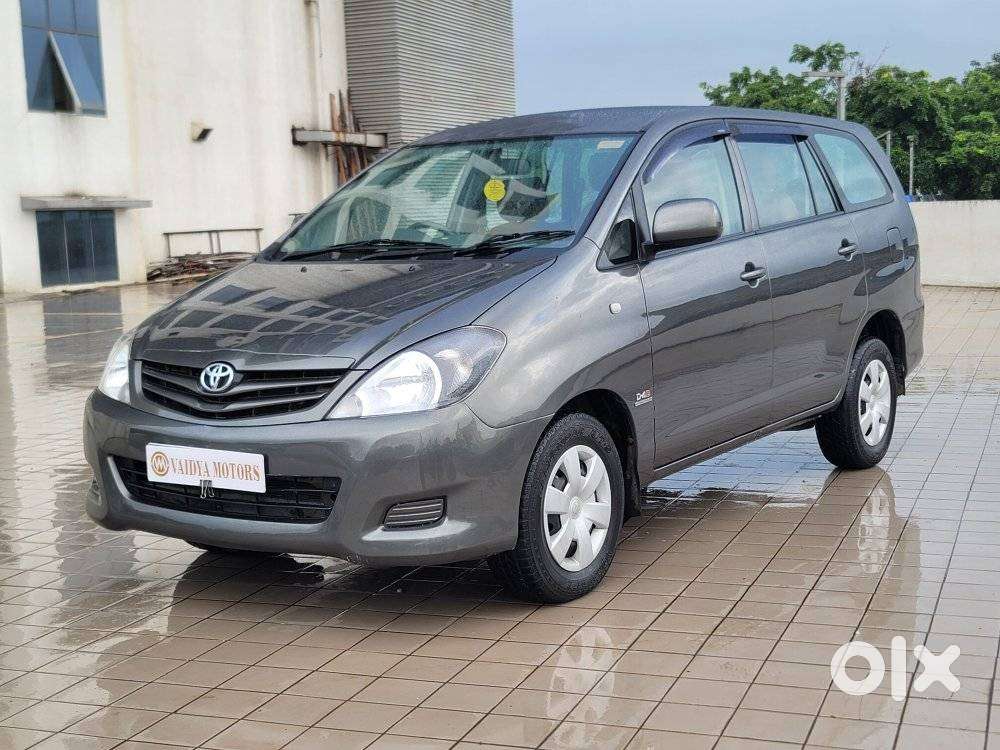 Toyota Innova 2.5 G (diesel) 7 Seater, 2011, Diesel