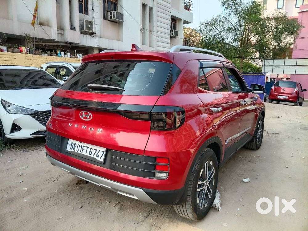 Hyundai Venue Sx (o) Mt 1.5 Diesel, 2022, Diesel