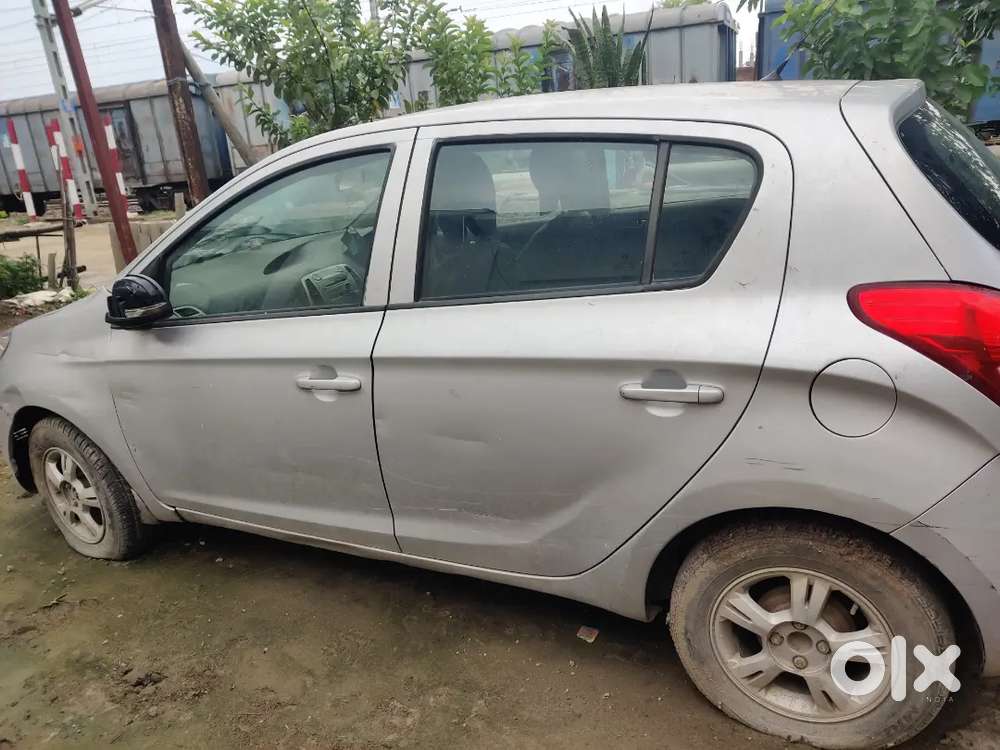 Hyundai New I20 Petrol Manual 2013