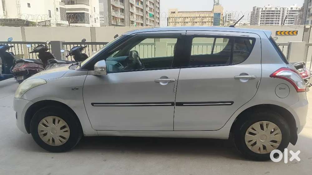 Maruti Suzuki Swift 2013 Diesel 64500 Km Driven