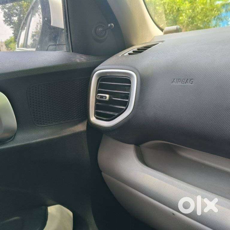 Hyundai Venue E 1.2 Petrol, 2023, Petrol