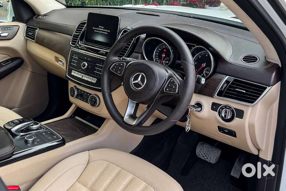 2019mercedes-benz Gls 350d Full Record 19000 Km Driven Reg 2 Py