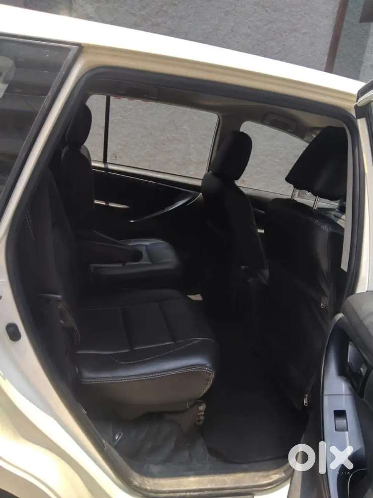 Toyota Innova Crysta 2019