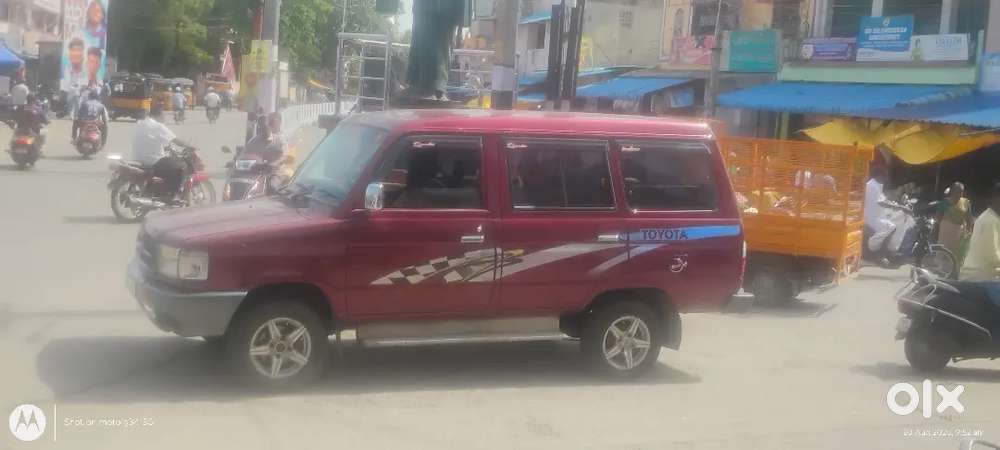 Toyota Qualis Diesel 2002 Variant Rs