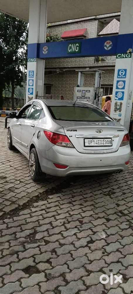 Hyundai Verna 1.6 Ex 2012