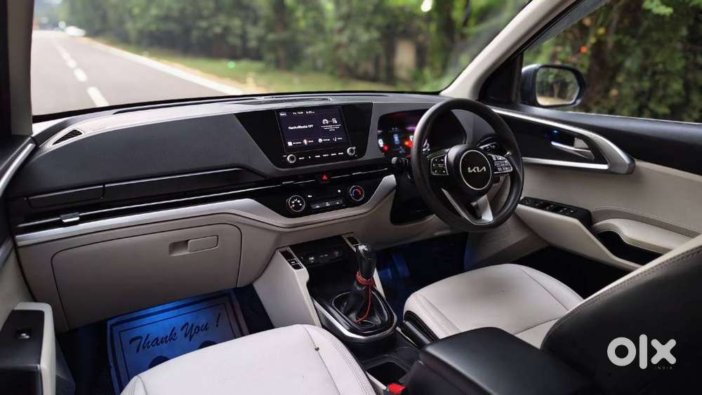 Kia Carens 1.5 Prestige 7 Str, 2023, Petrol