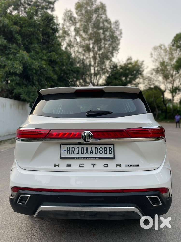 Mg Hector Plus Sharp Pro 1.5 Turbo Petrol Cvt 6 Str, 2023, Petrol