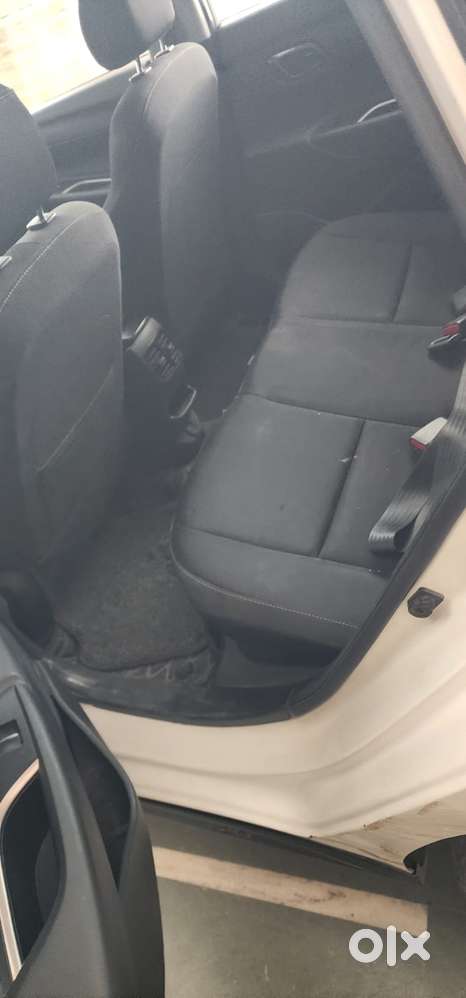 Hyundai New I20 1.2 Asta (o) Ivt, 2022, Petrol