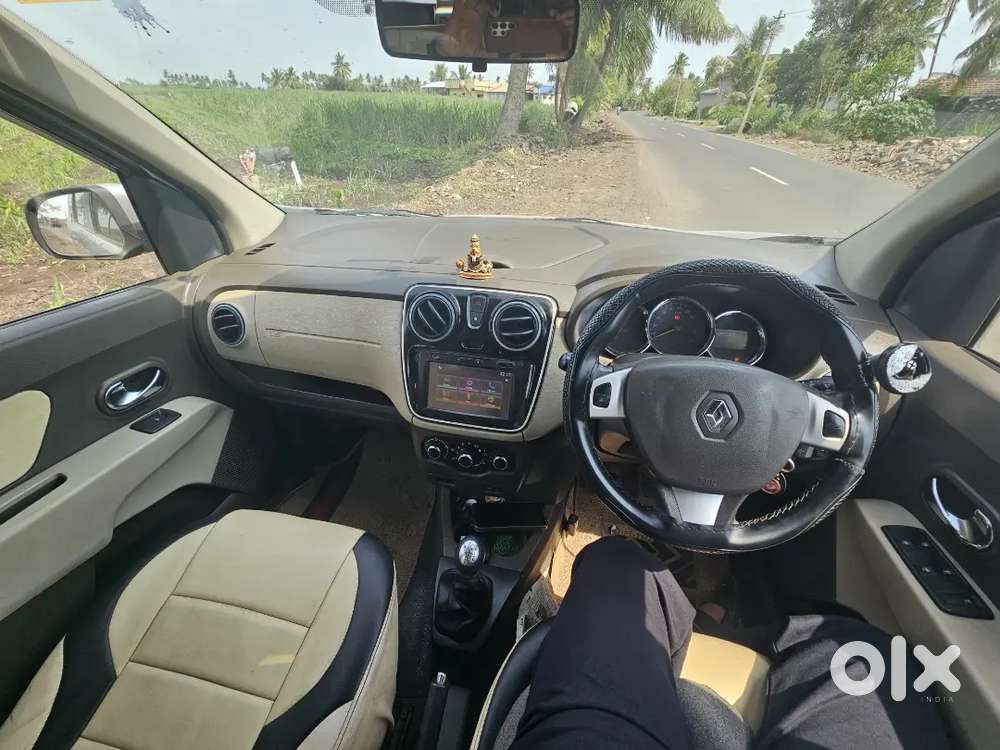 Renault Lodgy 2015 Diesel 240000 Km Driven