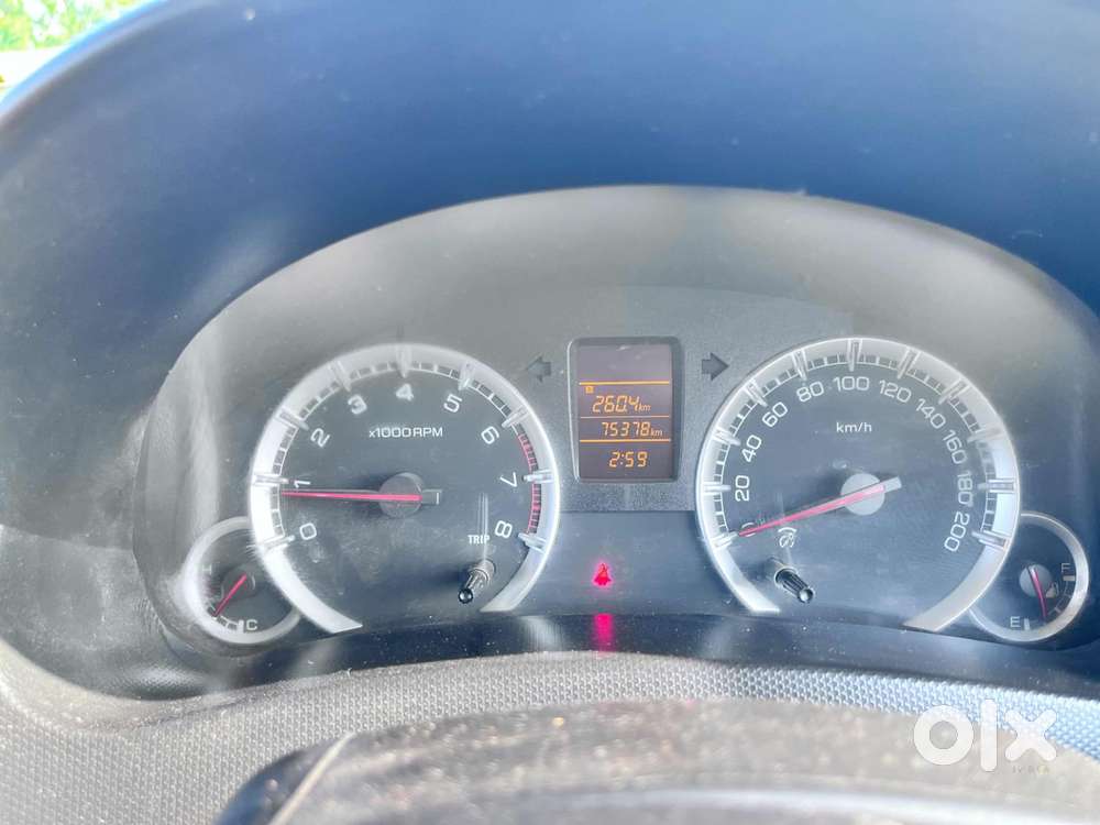 Maruti Suzuki Swift Dzire 1.2 Vxi Bsiv, 2014, Cng & Hybrids