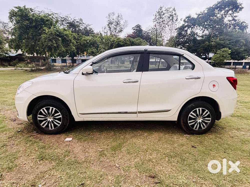 Maruti Suzuki Swift Dzire Vxi Optional, 2023, Petrol