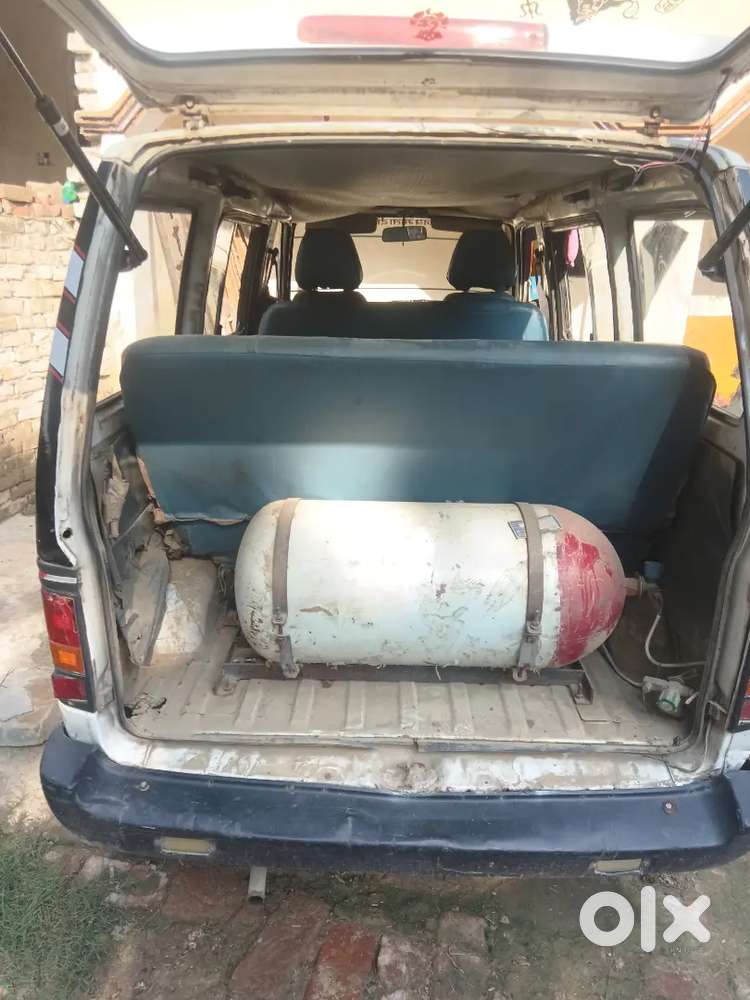 Maruti Suzuki Omni 2013
