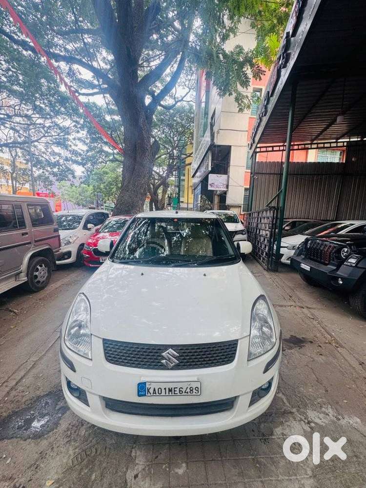 Maruti Suzuki Swift Vxi 1.2 Abs Bs-iv, 2009, Petrol