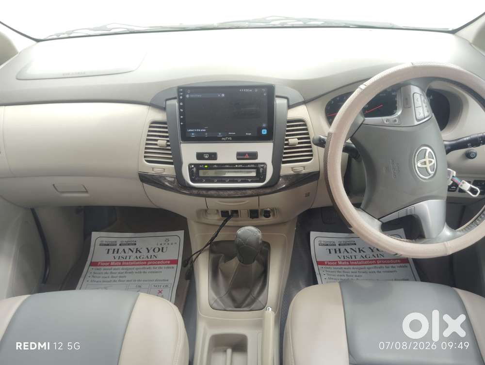 Toyota Innova 2.5 Zx Diesel 7 Seater Bsiii, 2014, Diesel