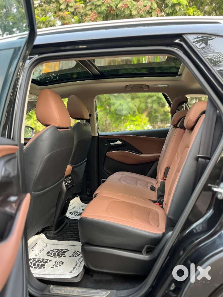 Mg Hector Plus Savvy Pro 1.5 Turbo Petrol Cvt 7 Str, 2023, Petrol