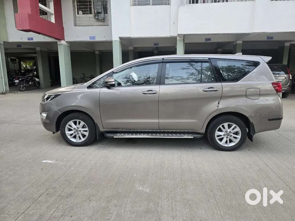 Toyota Innova Crysta 2017 Diesel Well Maintained