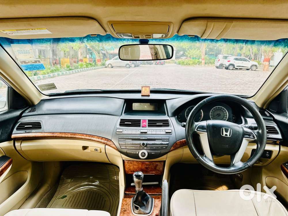 Honda Accord 2.4 Manual, 2012, Petrol