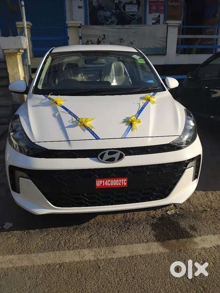 Hyundai Aura 2026 Cng & Hybrids 201 Km Driven