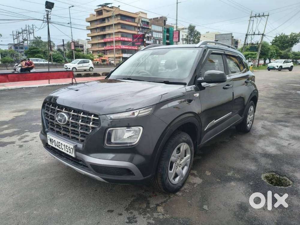 Hyundai Venue S 1.2 Petrol, 2021, Cng & Hybrids