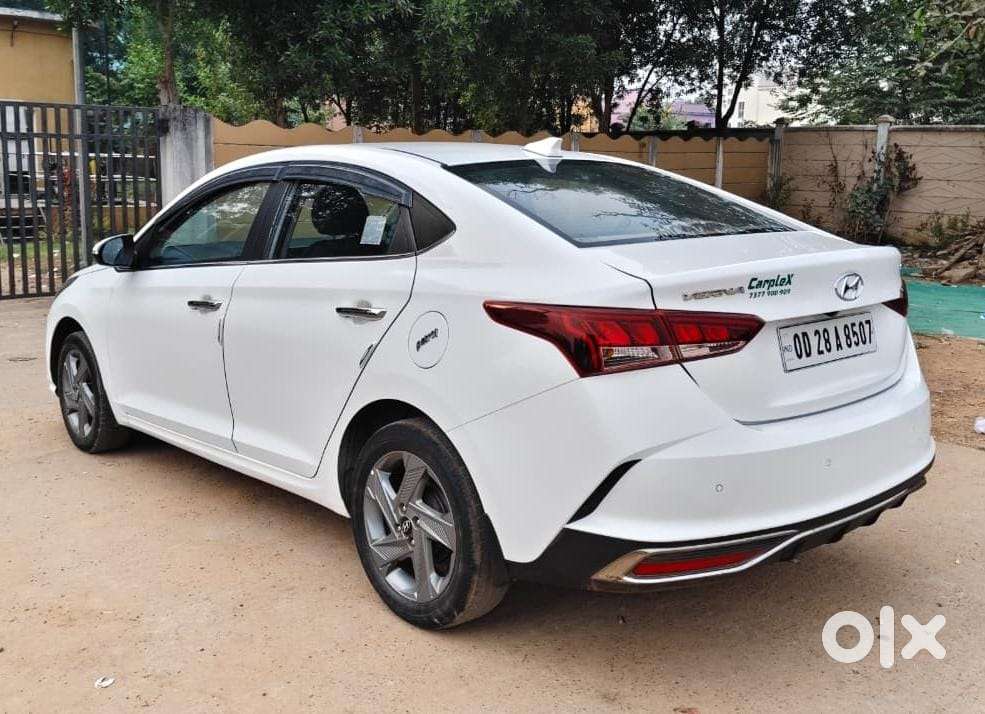 Hyundai Verna 1.5 Sx Petrol Mt, 2021, Petrol
