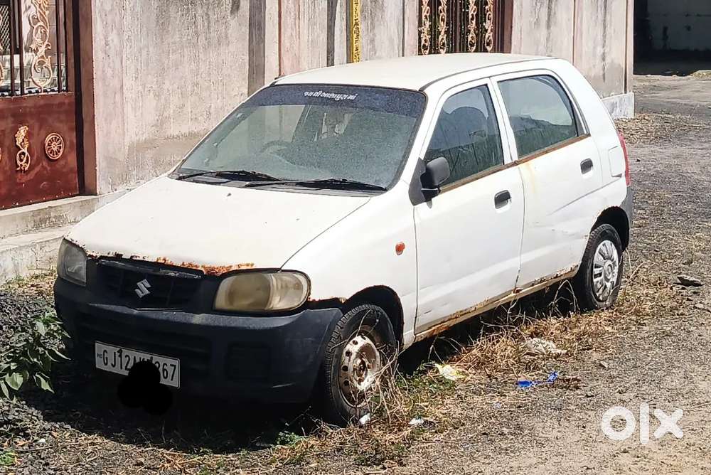Maruti Suzuki Alto Lxi 
Model.2011
Color. Whit  
Rusting %20
Tyre. %85