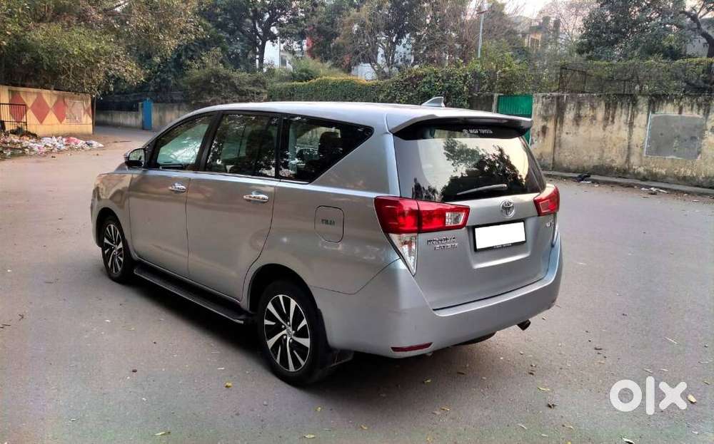 Toyota Innova Crysta