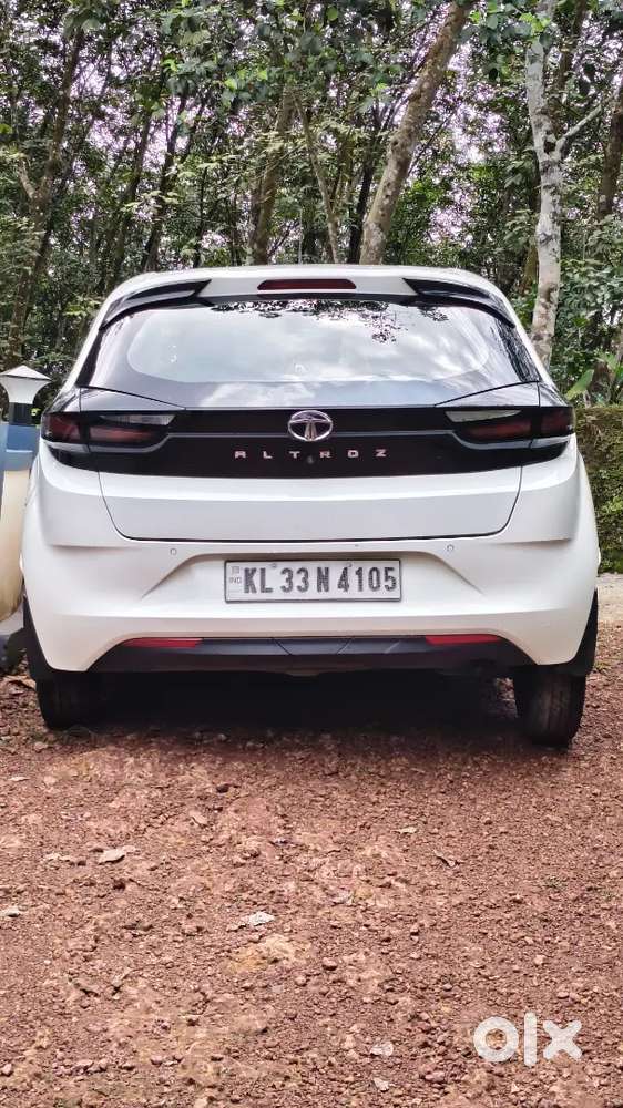 Tata Altroz 1.2 Petrol 2021