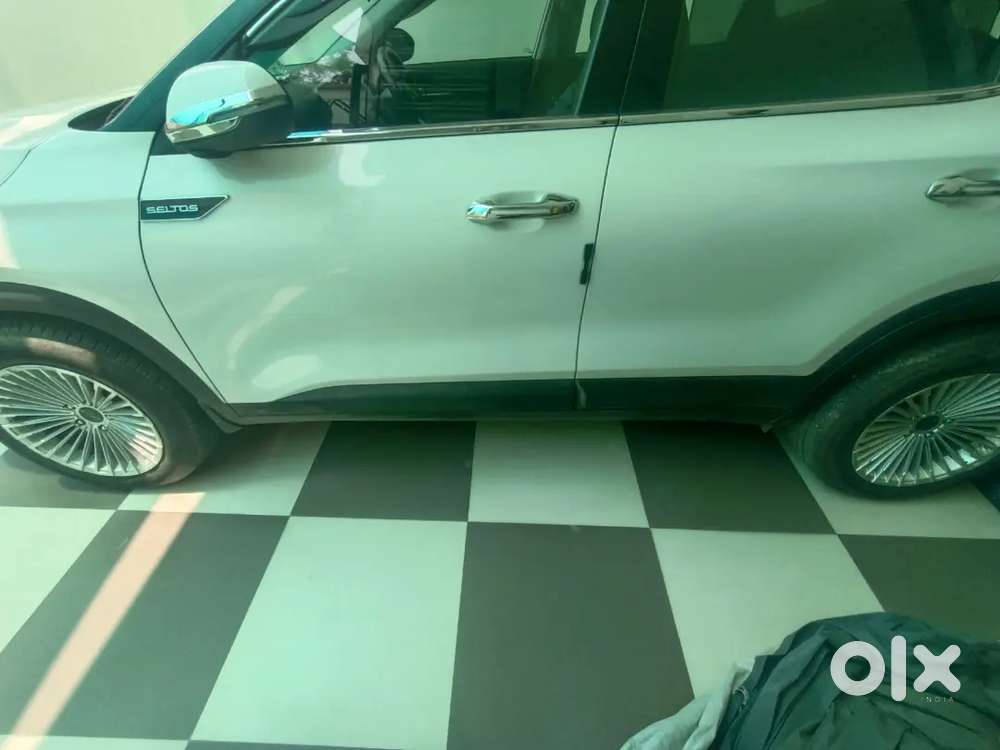 Kia New Seltos 2024 Petrol Well Maintained