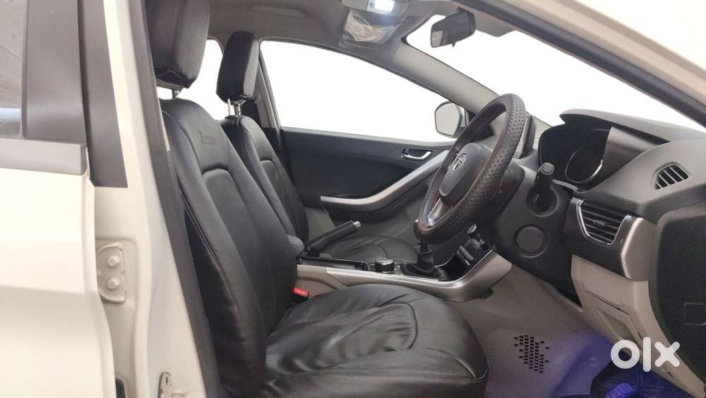 Tata Nexon 1.2 Revotron Xz Plus, 2018, Petrol