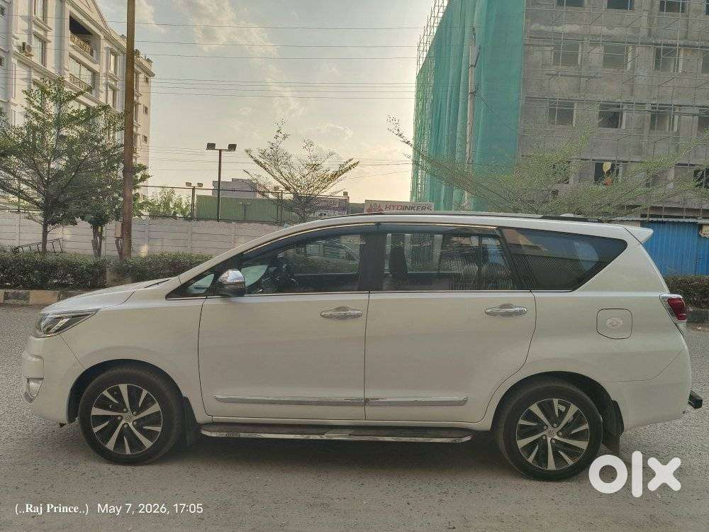 Toyota Innova Crysta 2.4 Z 7 Str, 2023, Diesel