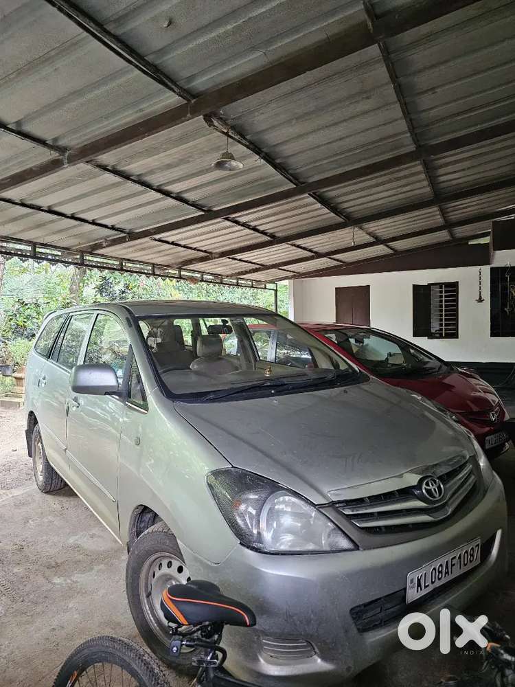 Toyota Innova 2005 Diesel 325000 Km Driven