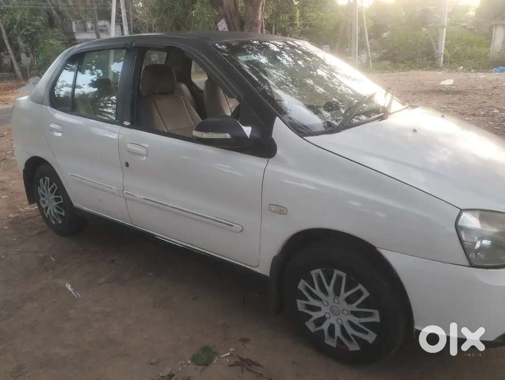 Tata Indigo Cs 2015 Petrol Well Maintained