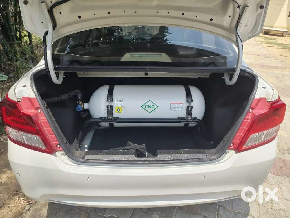 Maruti Suzuki Dzire Petrol + Cng Company Fitted Vxi Optional