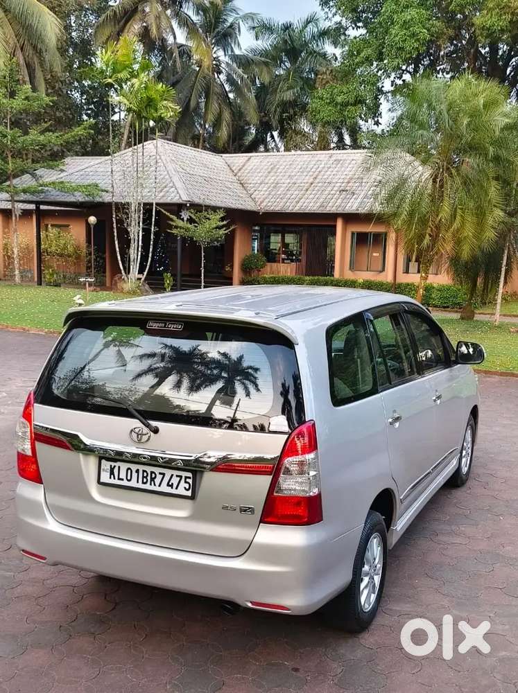 Toyota Innova 2014 Diesel Well Maintained