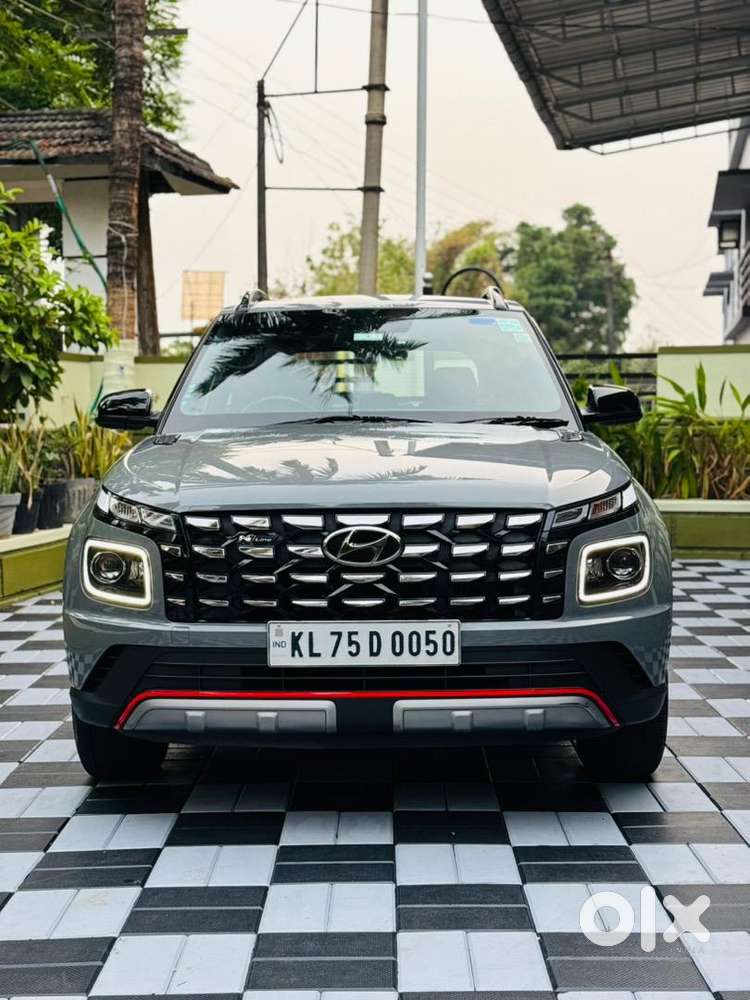 Hyundai Venue N Line 2023 Petrol Well Maintained