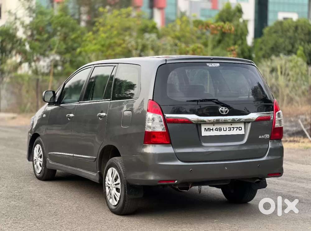 Toyota Innova 2.5 G (diesel) 8 Seater Bs Iv, 2015, Diesel