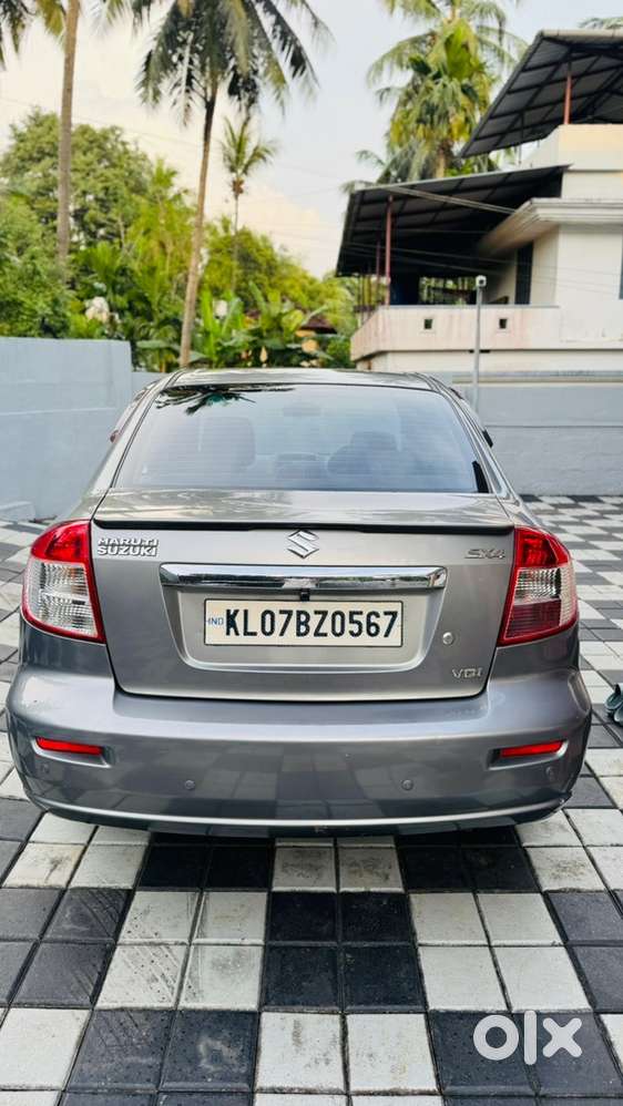 Maruti Suzuki Sx4 2013
