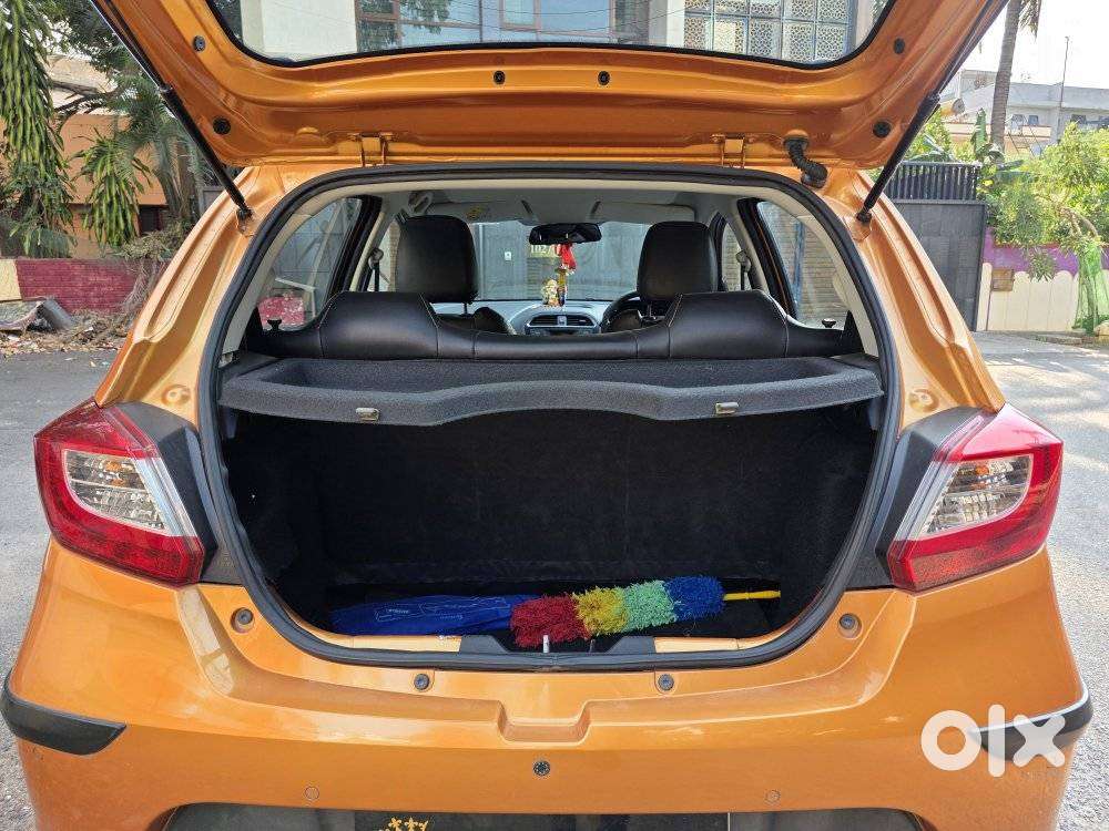 Tata Tiago 1.2 Revotron Xza, 2018, Petrol