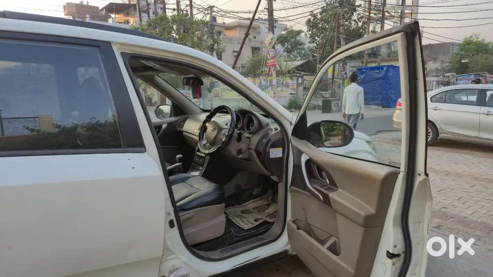 Mahindra Xuv500 2015 Diesel 174000 Km Driven