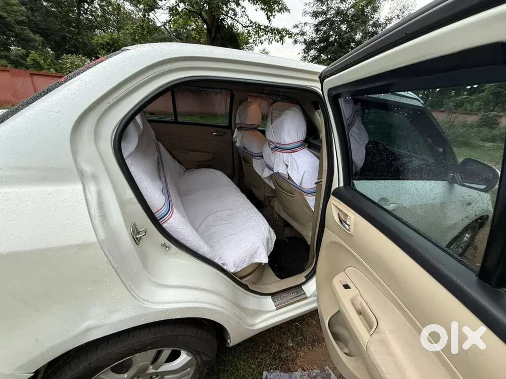 Maruti Suzuki Swift Dzire 2014 Diesel 98000 Km Driven