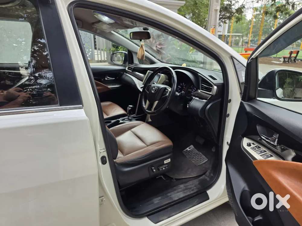 Toyota Innova Crysta 2017