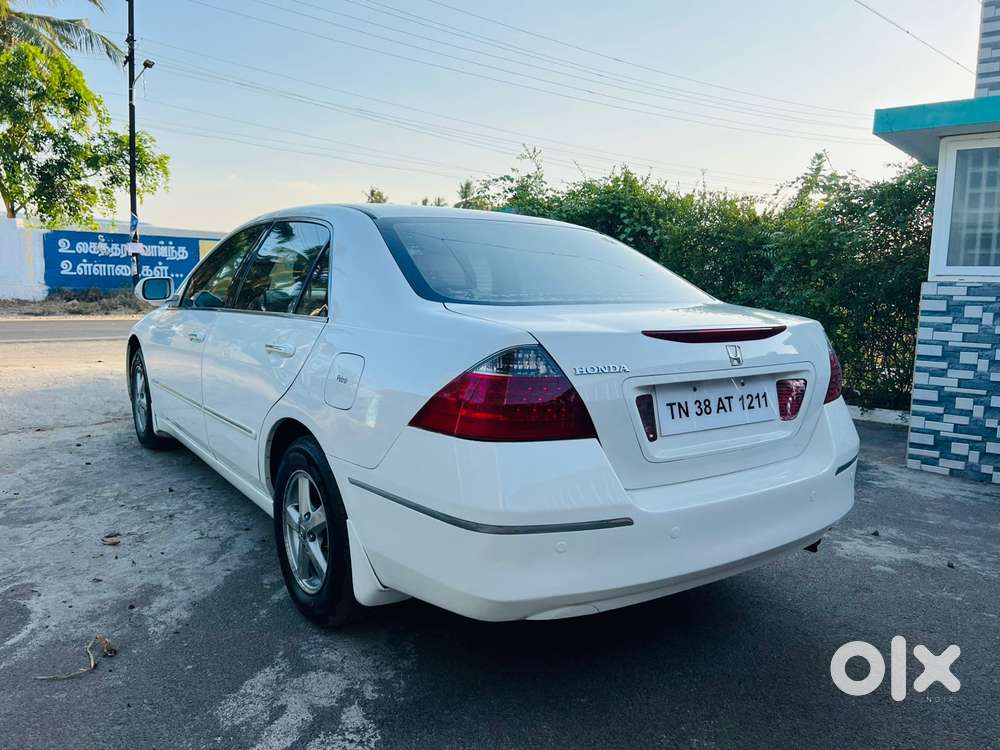 Honda Accord 2.4 Manual, 2008, Petrol