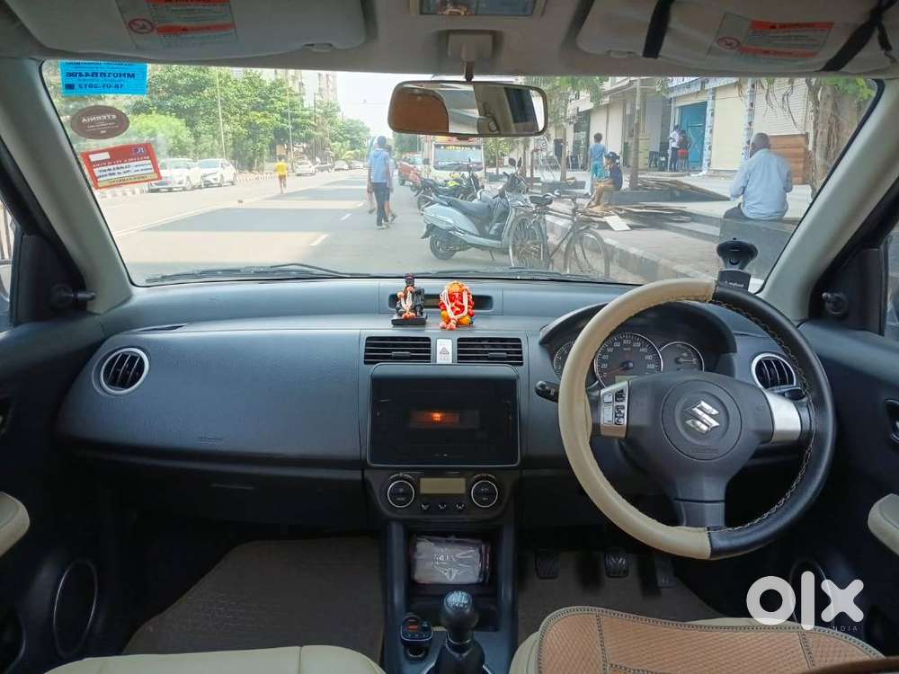 Maruti Suzuki Swift Dzire 2012